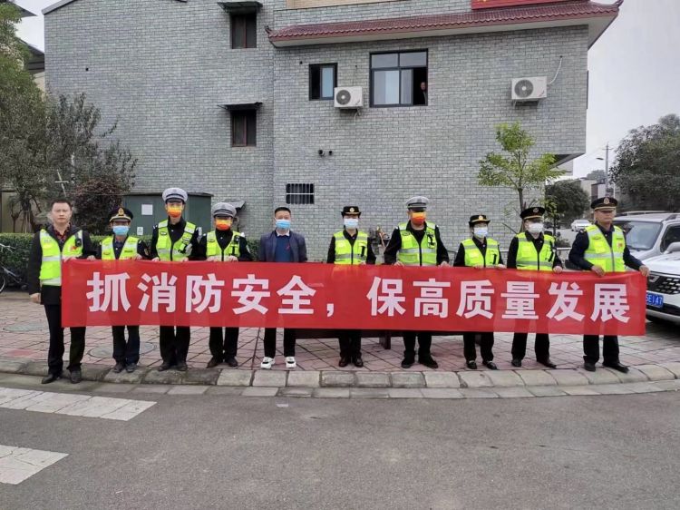 蓉城二繞公司消防宣傳進(jìn)社區(qū).jpg
